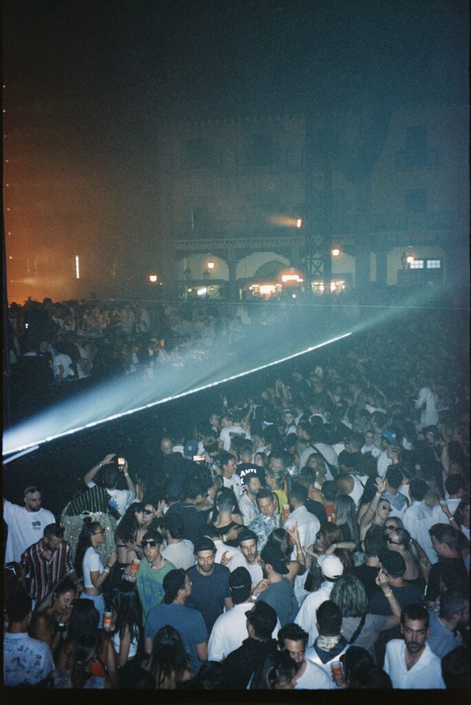 3ad366cc 2eea 4c7f b854 8d49445686e5